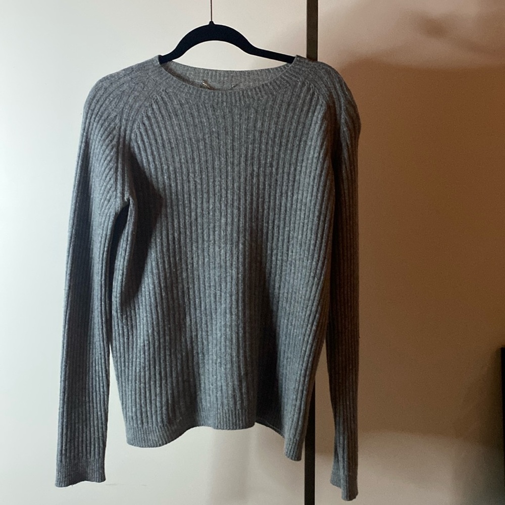 The Row cashmere grey sweater